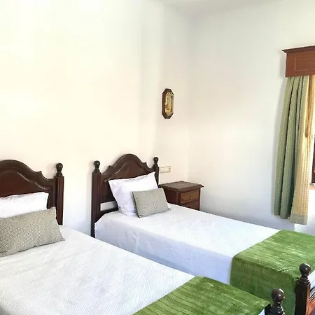 Bed and Breakfast Alojamento Thermal Romano